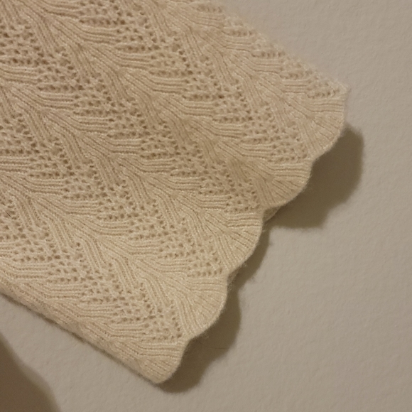 Ann Taylor Cashmere Sweater Large Long Sleeve EUC - Picture 4 of 4